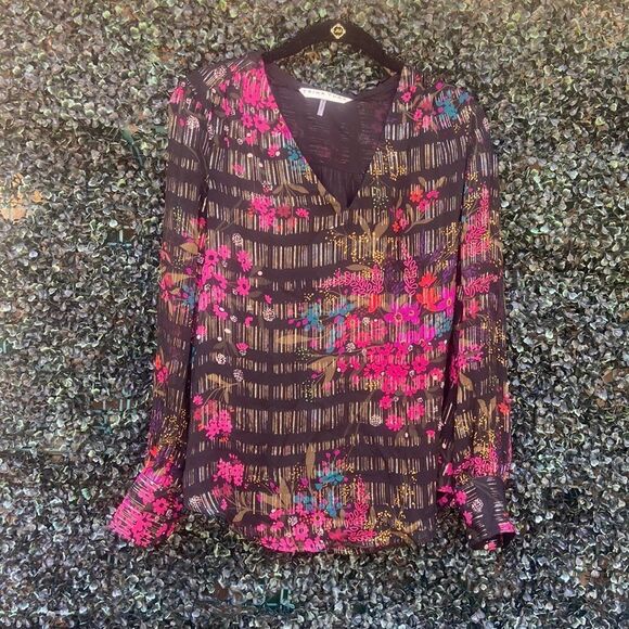 Trina Turk Sheer Colorful Floral Print Metallic Silk Blouse Ladies Small - Picture 1 of 7